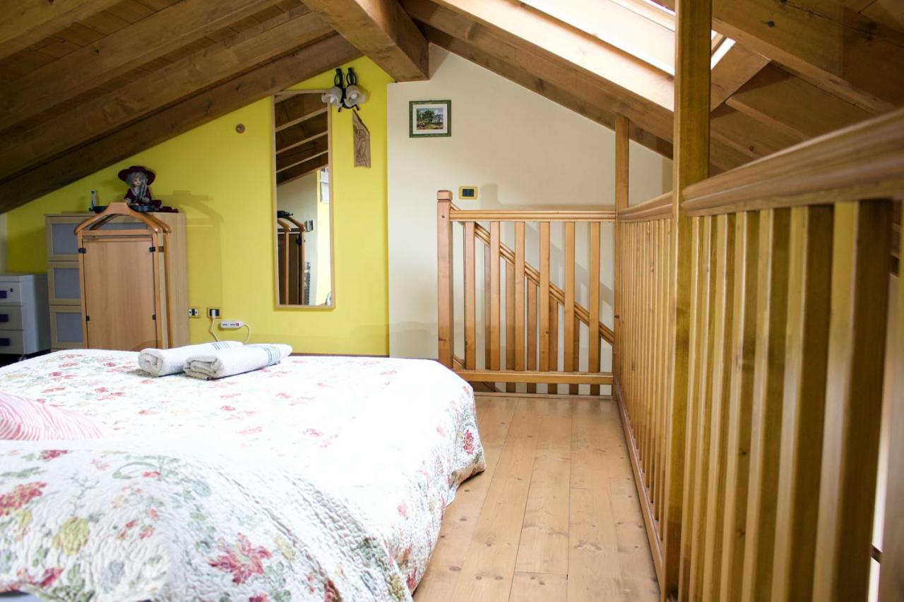 La Casa Sul Sasso In Town Serviced Accommodations Dervio Exterior photo