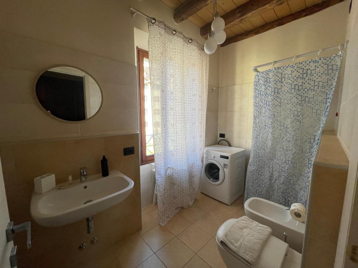 La Casa Sul Sasso In Town Serviced Accommodations Dervio Exterior photo